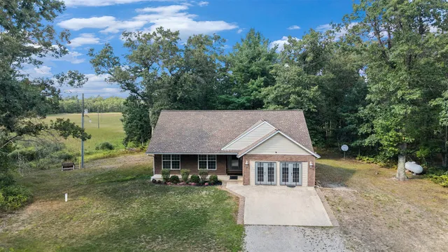 $399,500 | 2715 West 13 Mile Road, Bitely, MI 49309