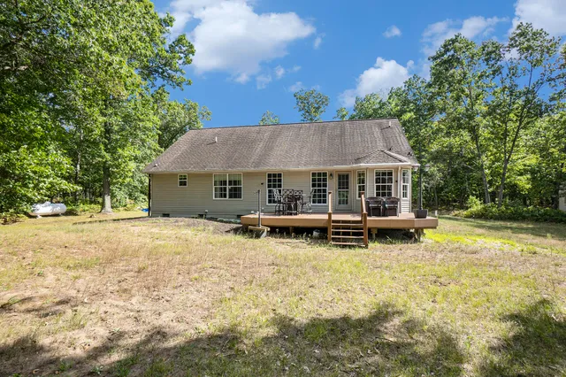 $399,500 | 2715 West 13 Mile Road, Bitely, MI 49309