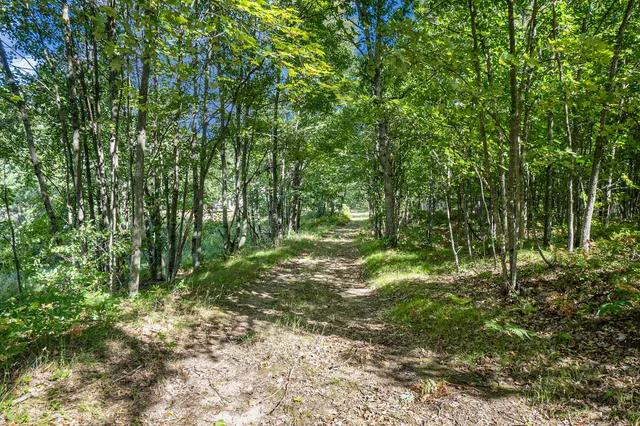 $399,500 | 2715 West 13 Mile Road, Bitely, MI 49309