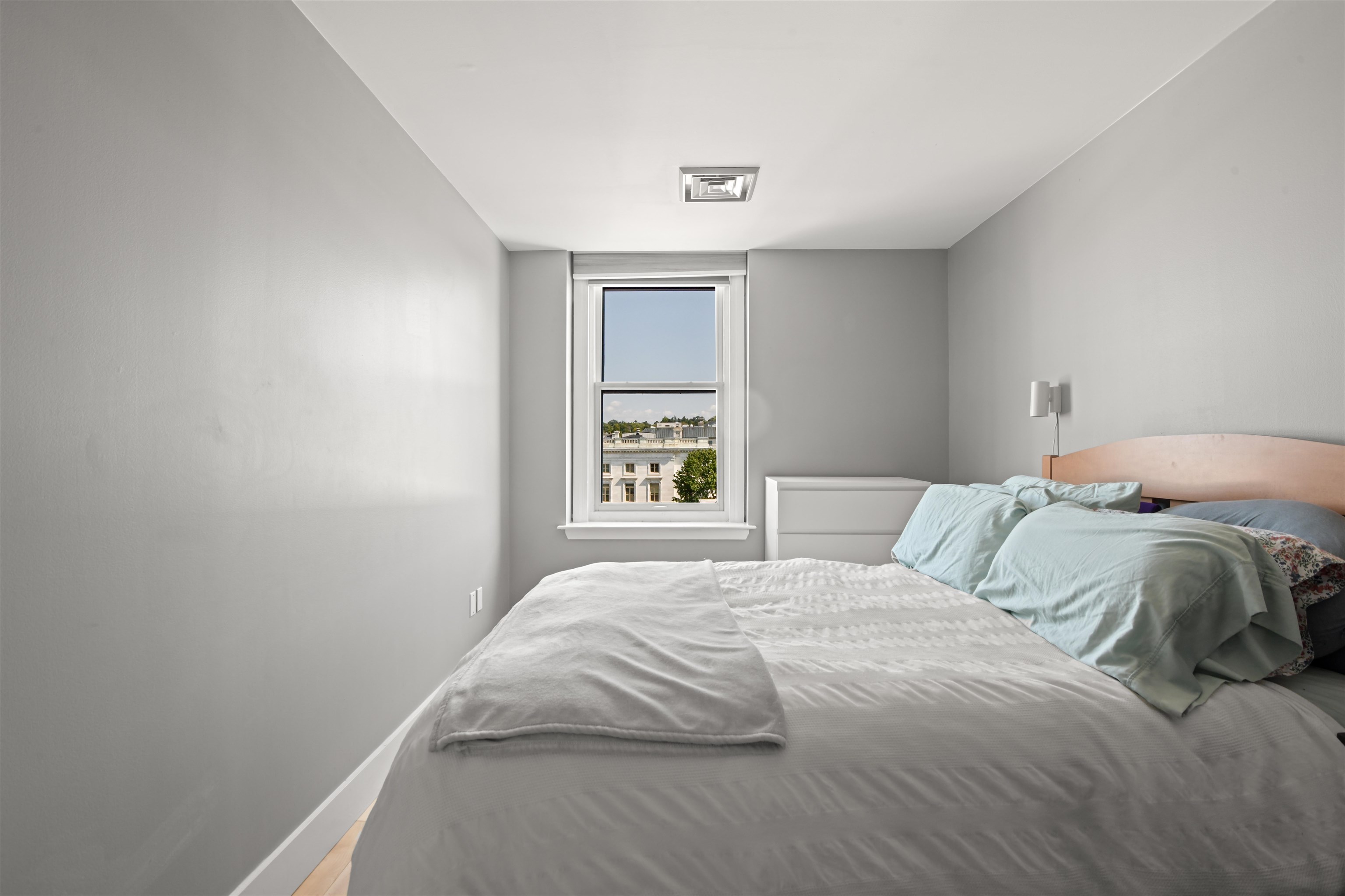 131 Main Street, Unit 607 Burlington, VT 05401 - Photo 17 of 22