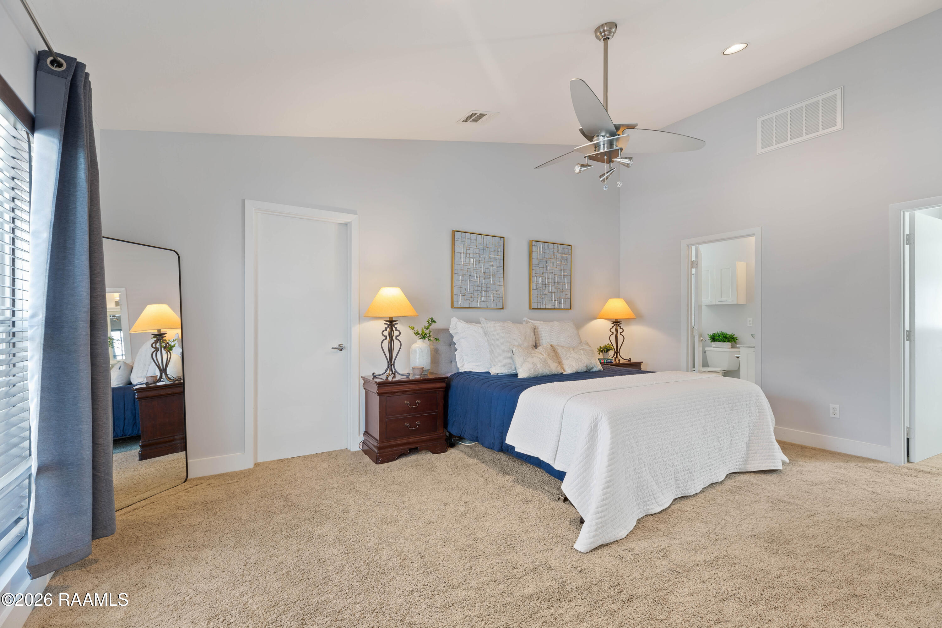 1201 South College Road, Unit 9 Lafayette, LA 70503 - Photo 20 of 26 1201 S College Lafayette-23