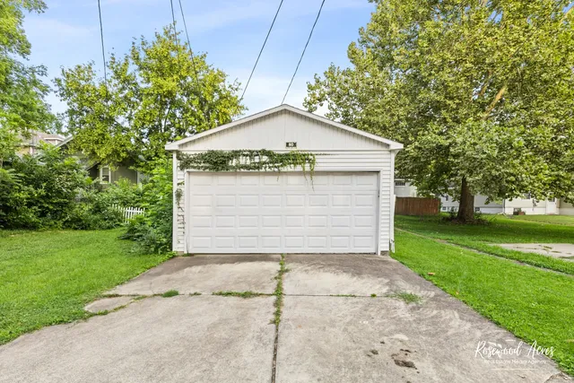 $109,900 | 355 South Myrtle Avenue, Kankakee, IL 60901