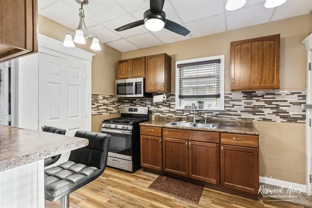 $109,900 | 355 South Myrtle Avenue, Kankakee, IL 60901