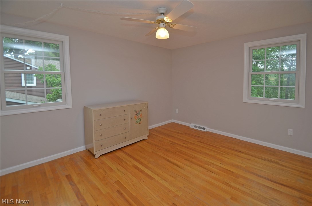 28527 Knickerbocker Road Bay Village, OH 44140 - Photo 25 of 32 Gallery Image 25