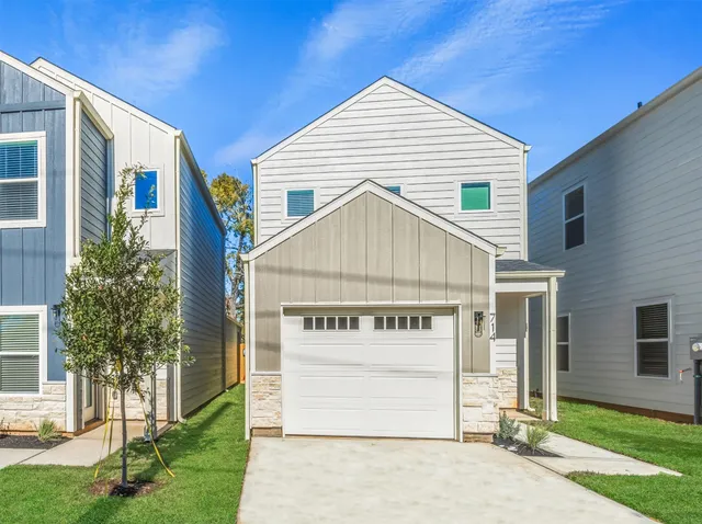 a view of a white house