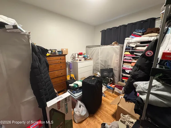 $2,100 | 633 Main Street, Unit 205, Dickson City, PA 18519