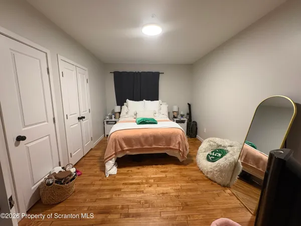 $2,100 | 633 Main Street, Unit 205, Dickson City, PA 18519