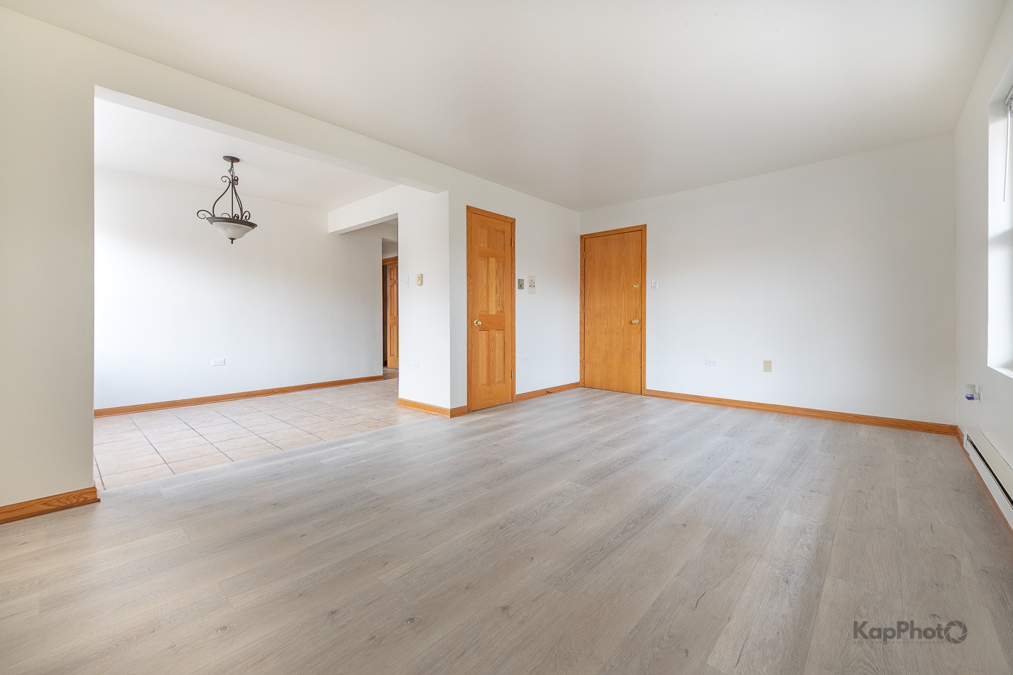 6914 West 65th Street, Unit 7 Chicago, IL 60638 - Photo 7 of 28 a view of an empty room