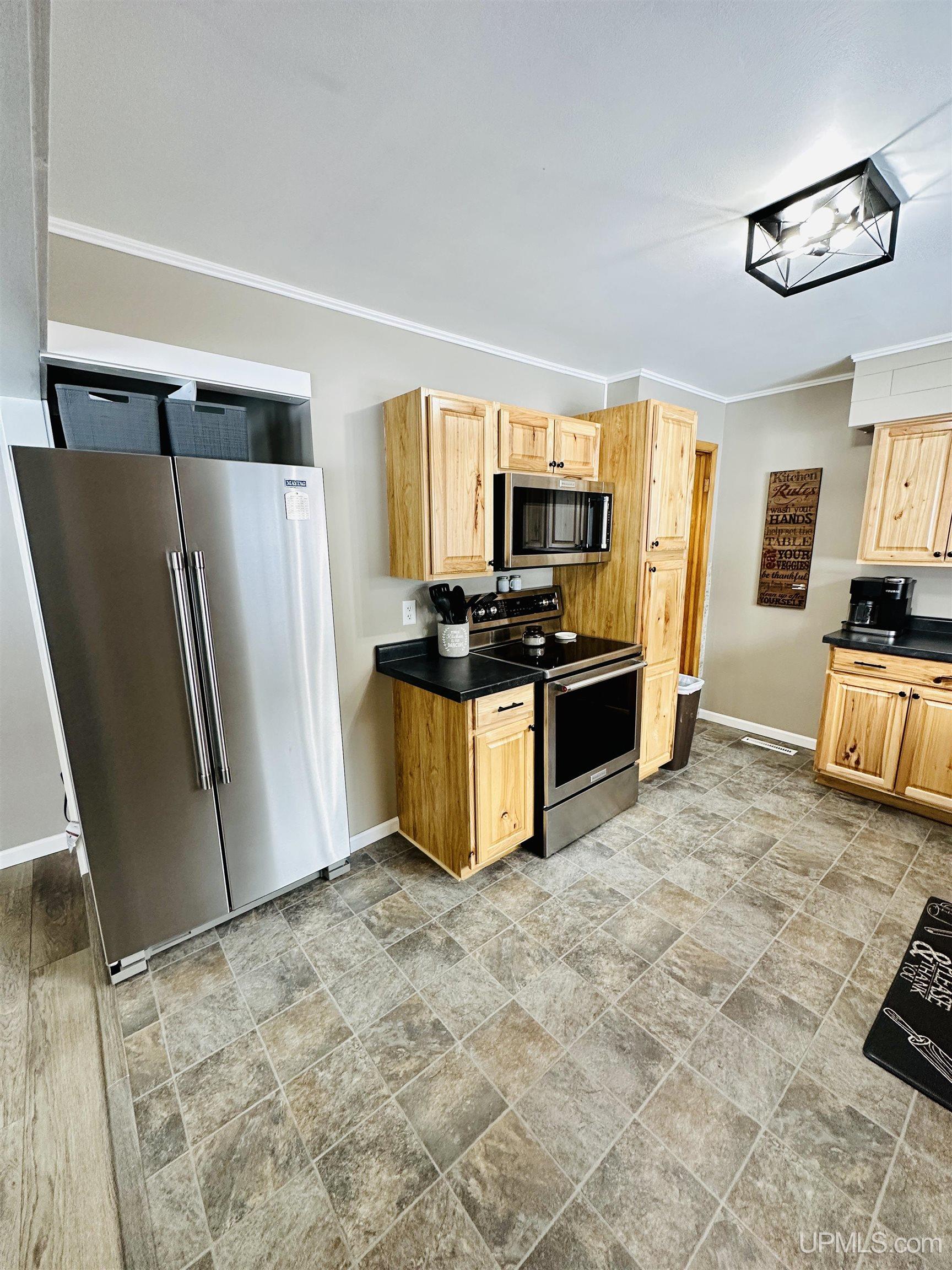 480 County Road Negaunee, MI 49866 - Photo 7 of 28