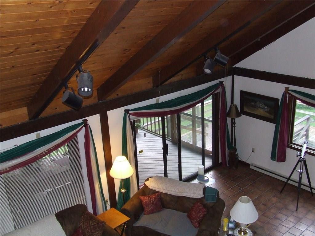 422 Binkey Road Ligonier, PA 15658 - Photo 3 of 23 Family Room