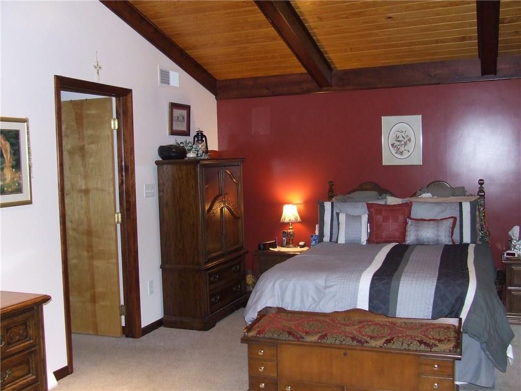 422 Binkey Road Ligonier, PA 15658 - Photo 10 of 23 Large 1st floor master