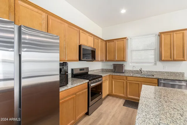 $3,900 | 10112 East Trent Avenue, Mesa, AZ 85212