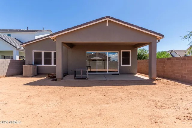 $3,900 | 10112 East Trent Avenue, Mesa, AZ 85212