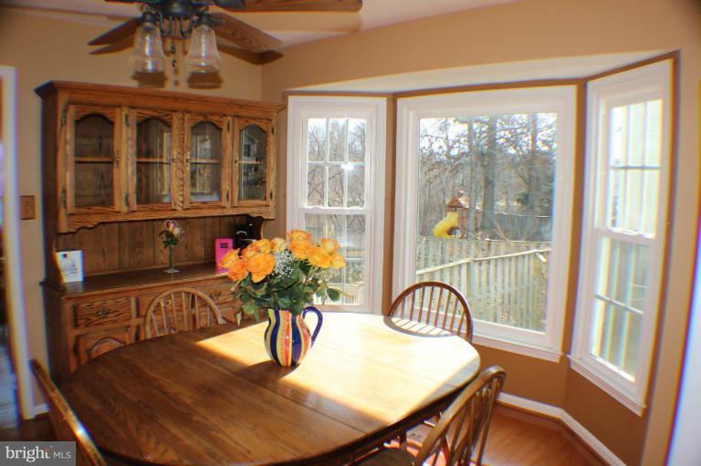 8023 Rocky Run Road Gainesville, VA 20155 - Photo 28 of 30 Dining Room with walk in bay window