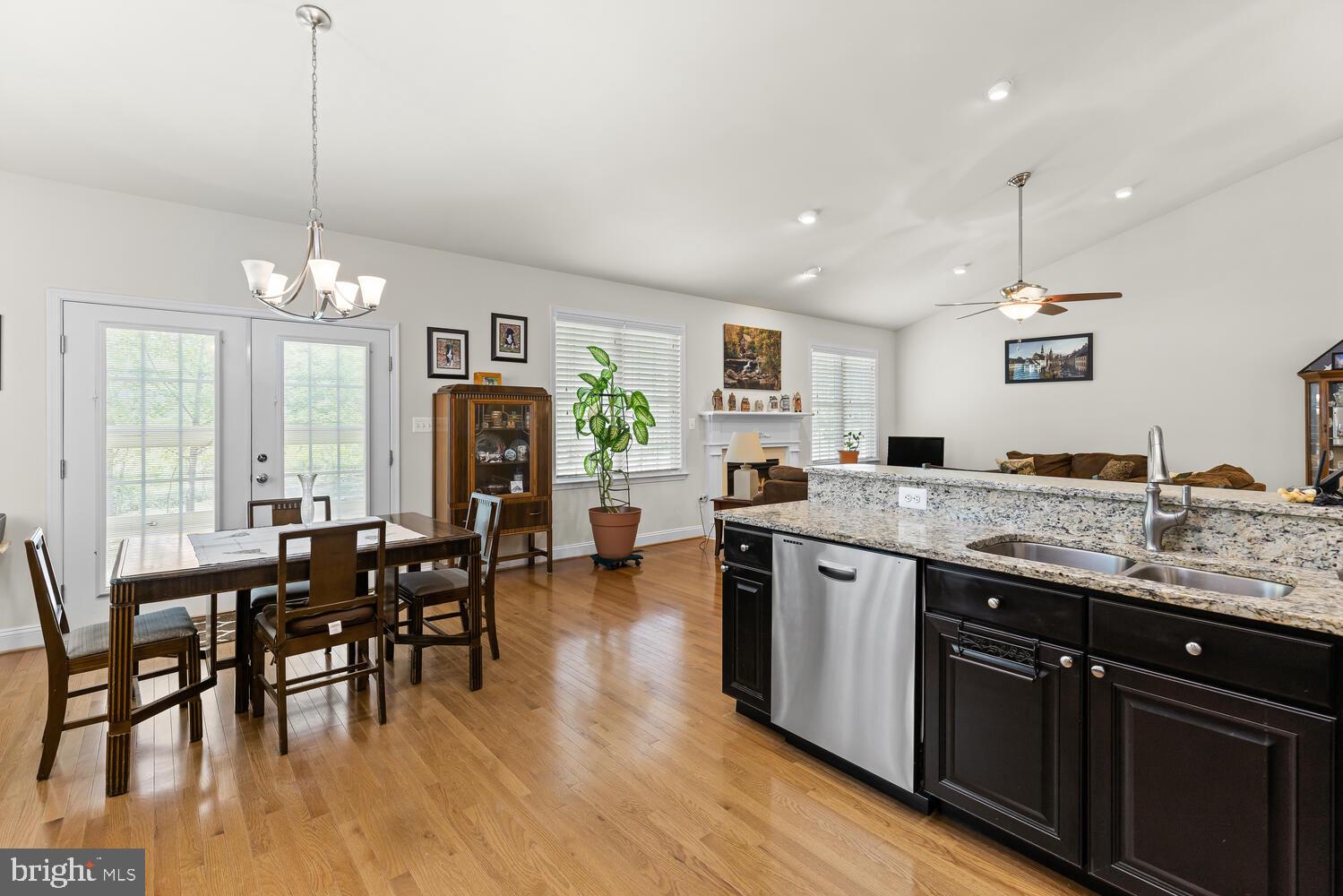 6686 Kelly Road Warrenton, VA 20187 - Photo 37 of 37 Open floor plan, perfect for entertaining!