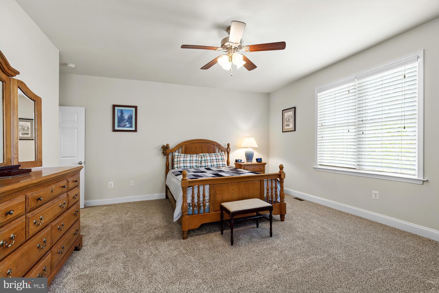 6686 Kelly Road Warrenton, VA 20187 - Photo 16 of 37 Primary bedroom