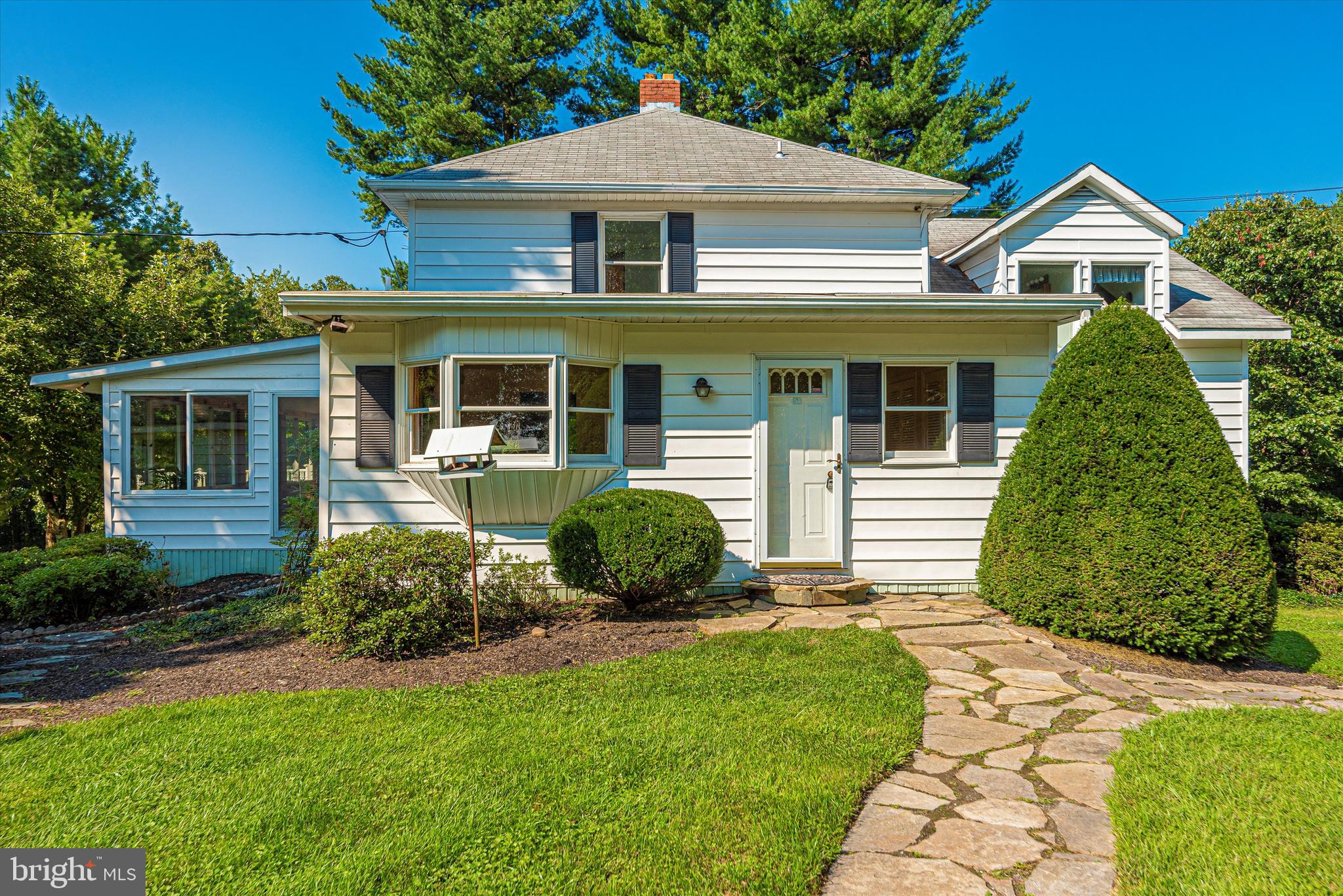 19121 Windsor Forest Road Mount Airy, MD 21771 - Photo 1 of 77