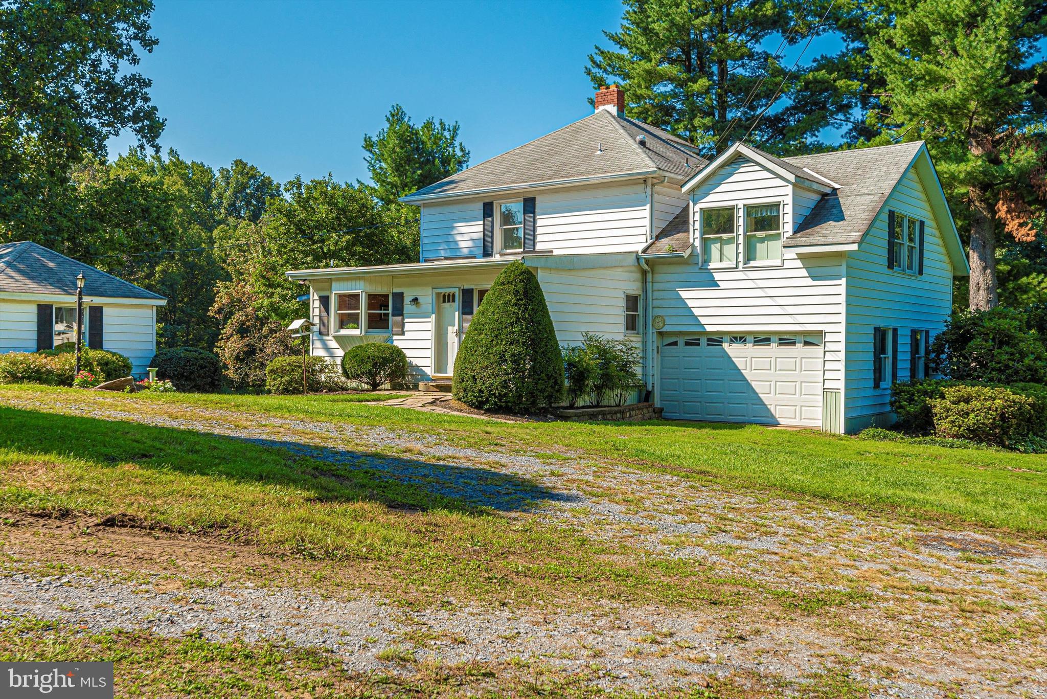 19121 Windsor Forest Road Mount Airy, MD 21771 - Photo 4 of 77
