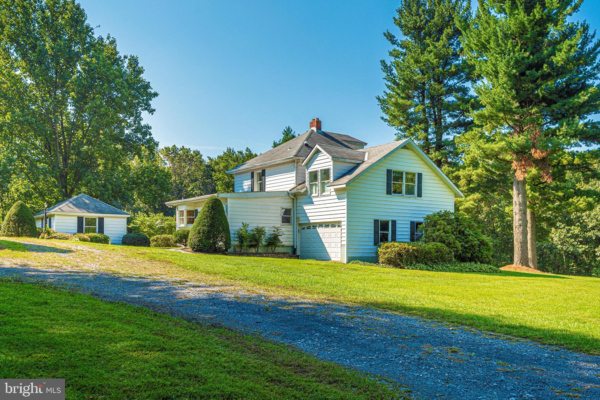 19121 Windsor Forest Road Mount Airy, MD 21771 - Photo 5 of 77