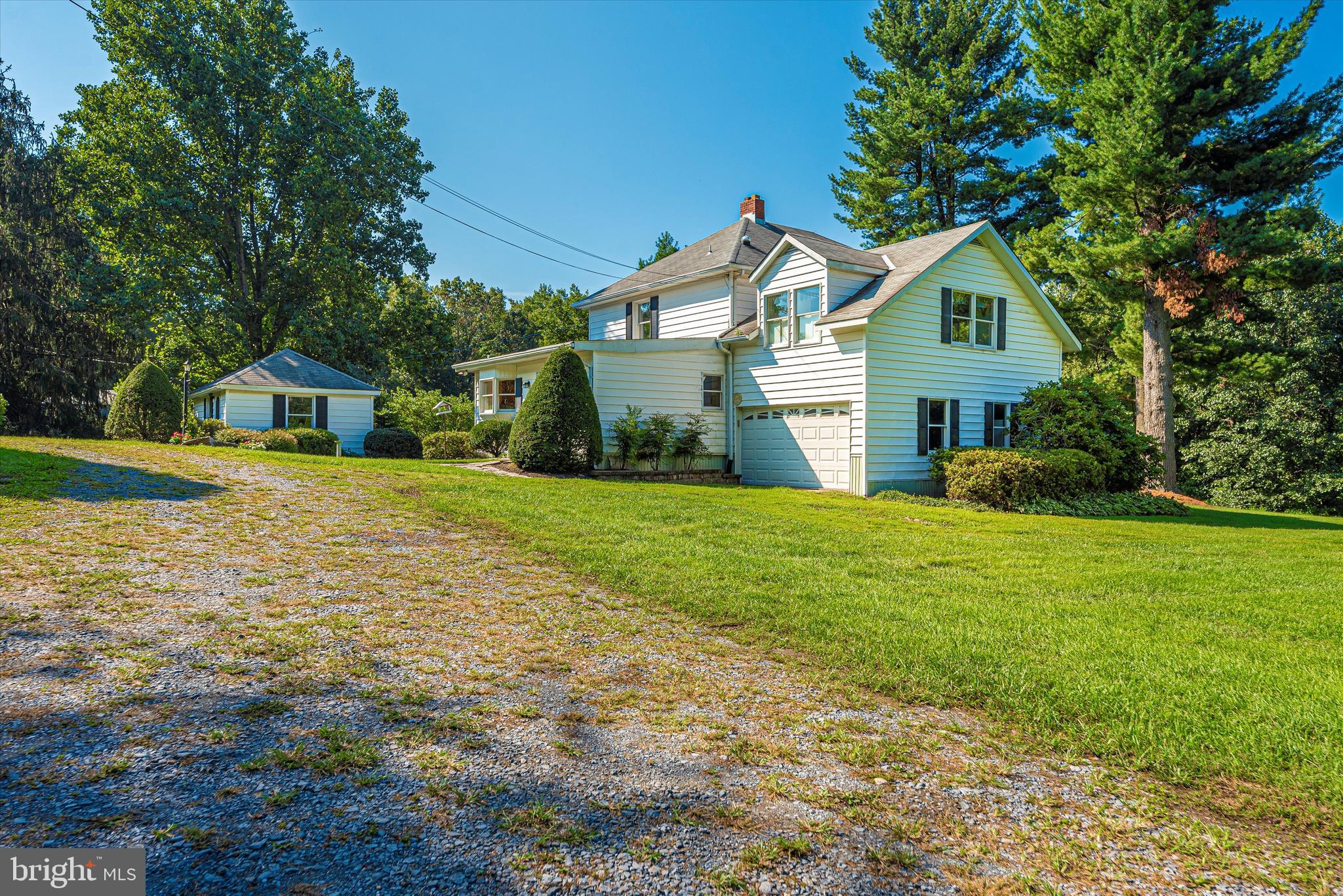 19121 Windsor Forest Road Mount Airy, MD 21771 - Photo 6 of 77