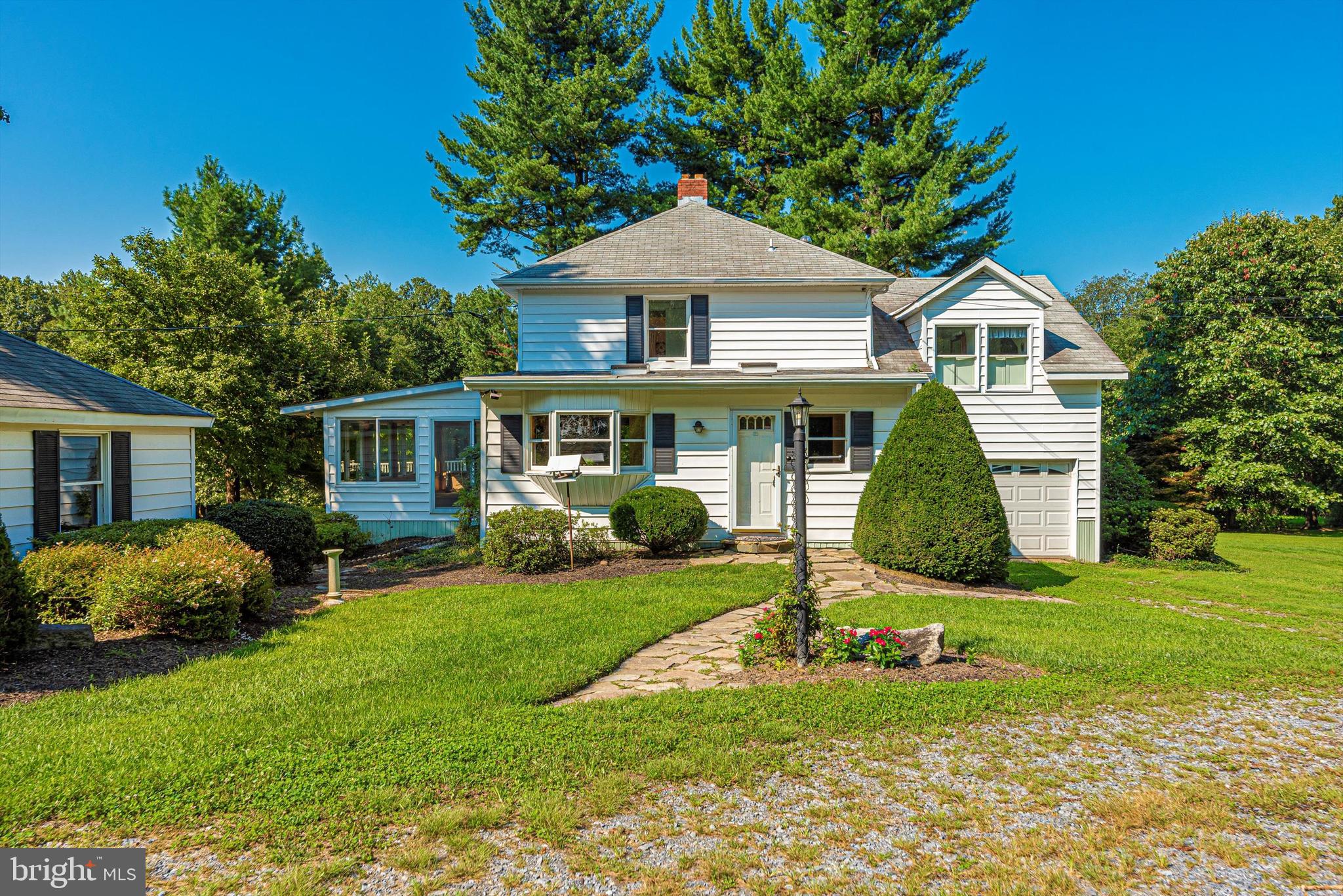 19121 Windsor Forest Road Mount Airy, MD 21771 - Photo 8 of 77