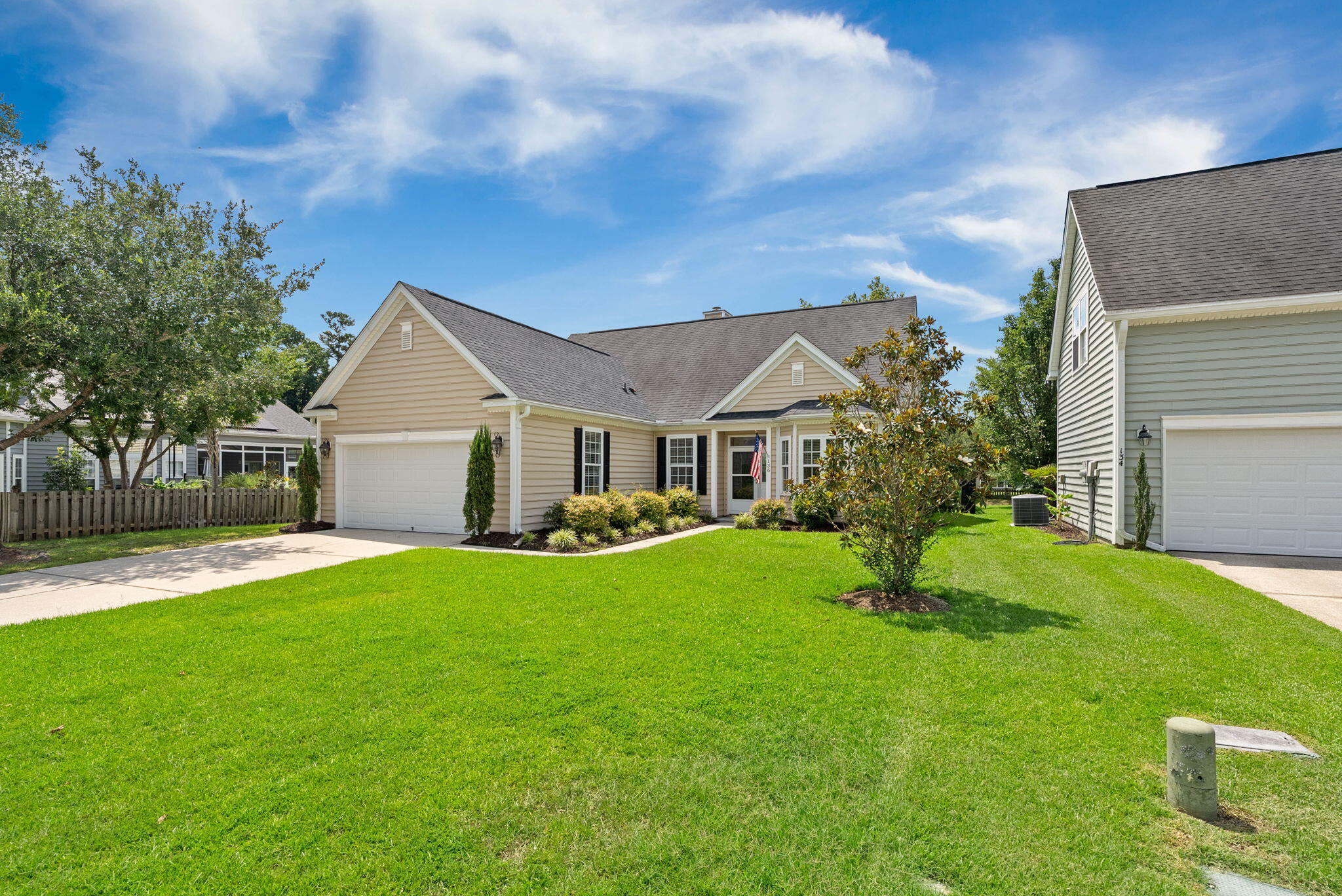 136 Gathering Island Road Summerville, SC 29485 - Photo 3 of 42 3-web-or-mls-BARCLAY MEDIA CO.-3