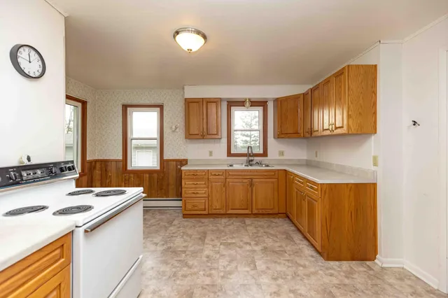 $319,900 | 13741 90th Avenue South, Sabin, MN 56580