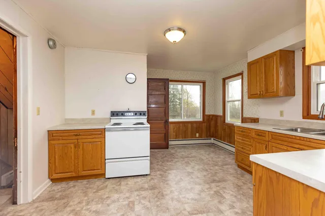 $319,900 | 13741 90th Avenue South, Sabin, MN 56580