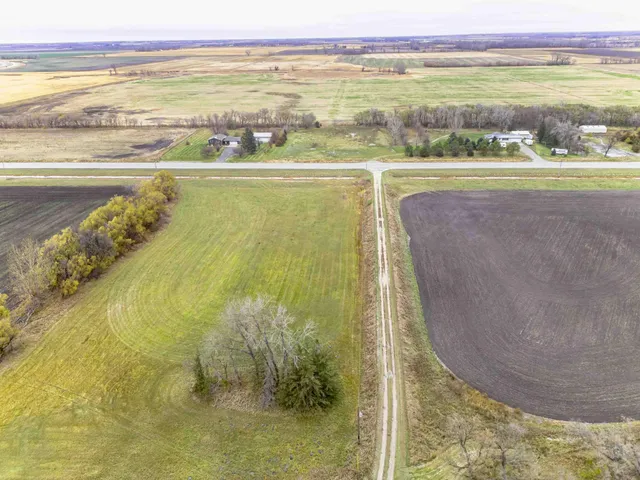 $319,900 | 13741 90th Avenue South, Sabin, MN 56580