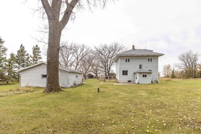 $319,900 | 13741 90th Avenue South, Sabin, MN 56580