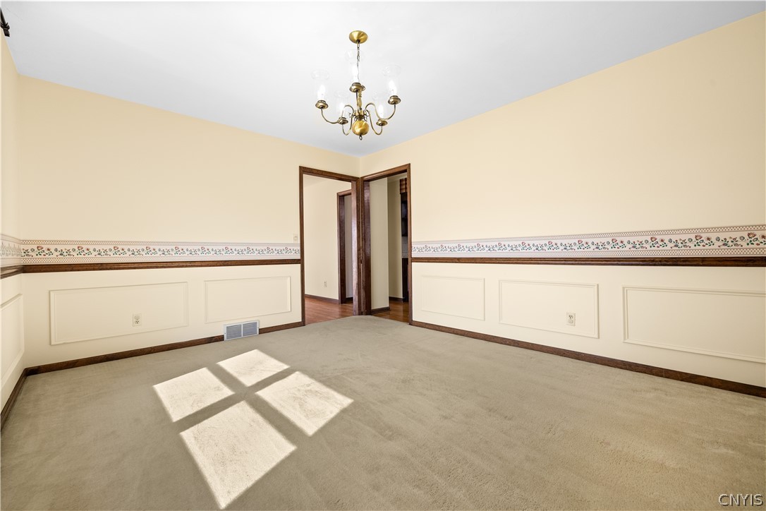 2002 Tamarack Street Rome, NY 13440 - Photo 9 of 42 Dining room
