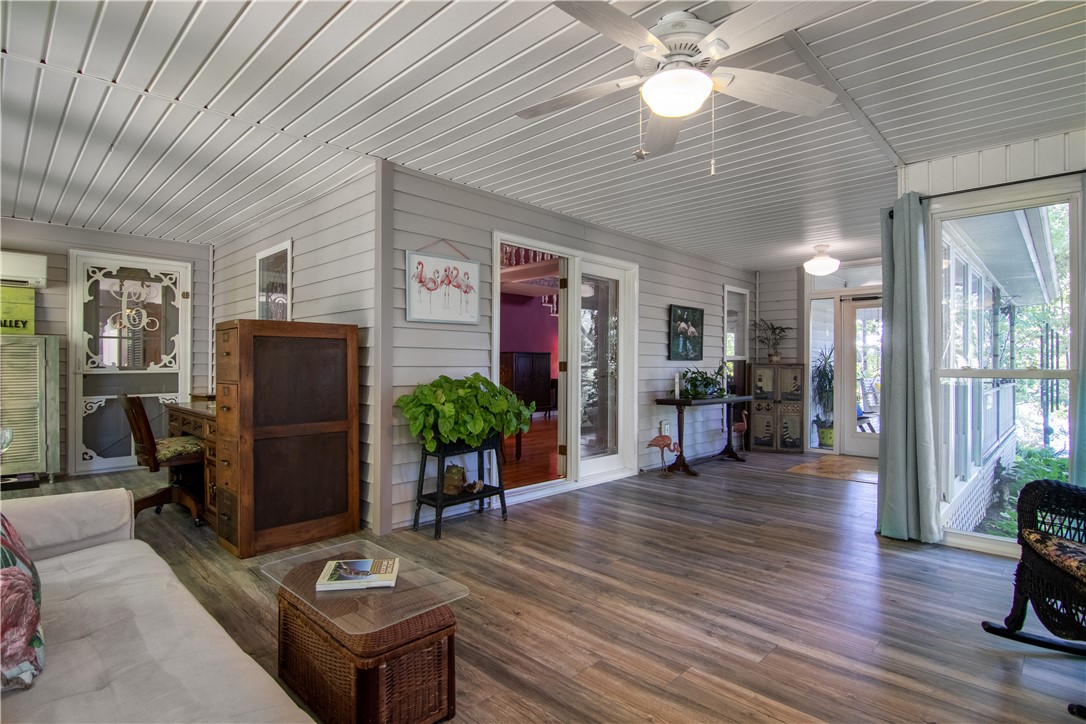 301 Lakeside Drive Seneca, SC 29672 - Photo 25 of 37