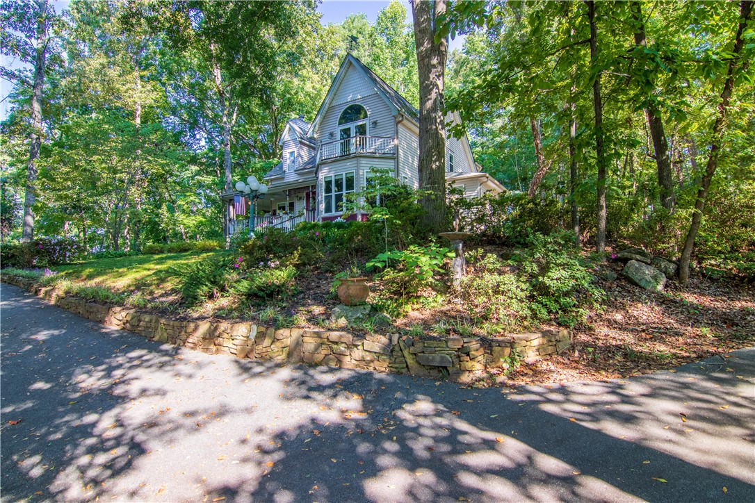 301 Lakeside Drive Seneca, SC 29672 - Photo 36 of 37