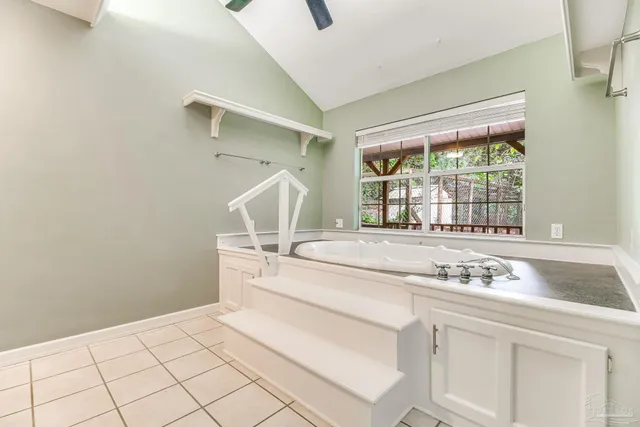 $399,000 | 7619 Lakeside Drive, Milton, FL 32583