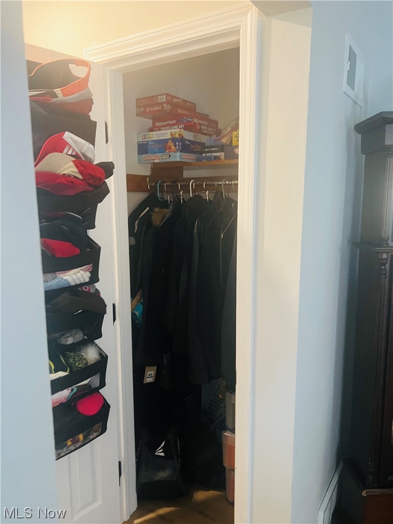 146 Stephens Road Akron, OH 44312 - Photo 14 of 31 View of closet