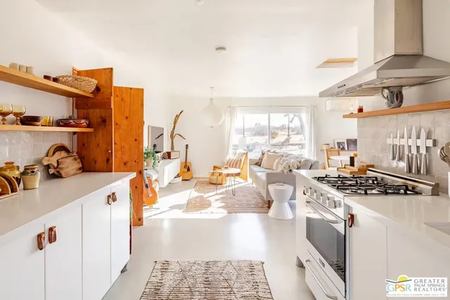 a view of a ocean view and sitting space