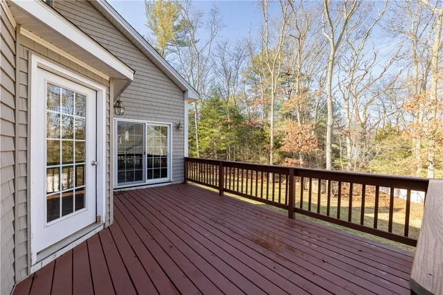 $949,900 | 47 Wooded Grove Circle, South Kingstown, RI 02892