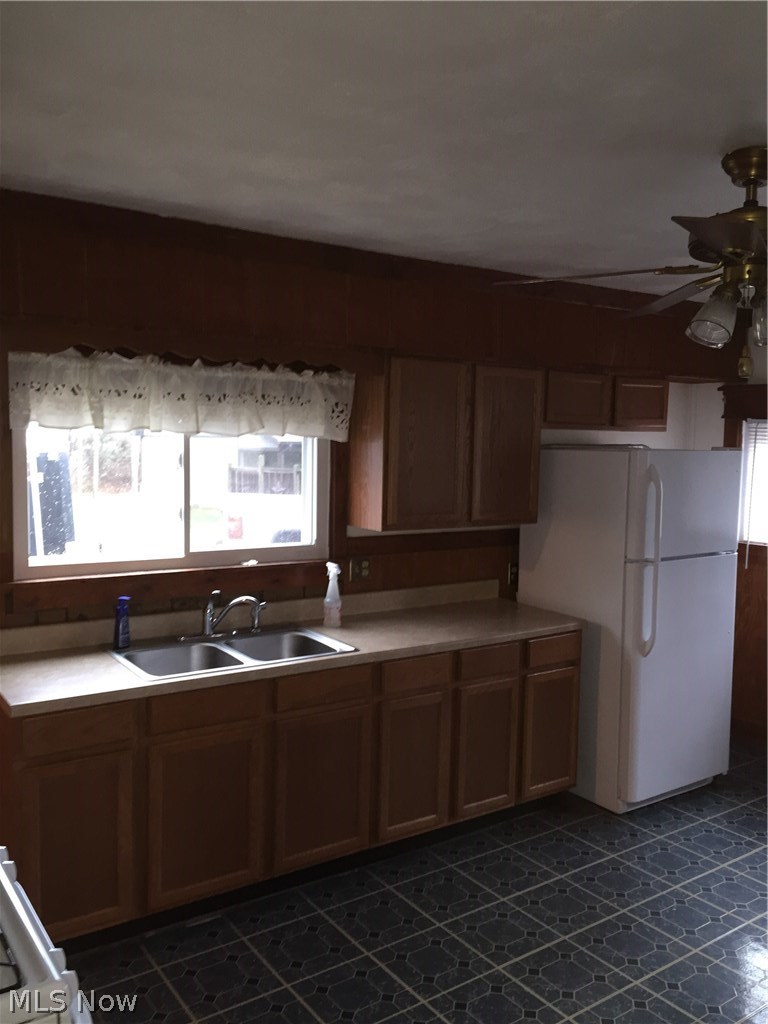 62697 Riley Lane Cambridge, OH 43725 - Photo 4 of 10 Gallery Image 4