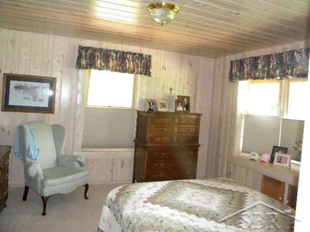 5098 North River Road Freeland, MI 48623 - Photo 25 of 28 31310082-24.JPG