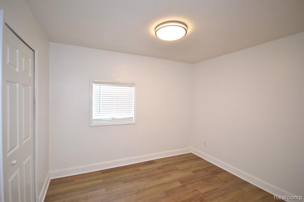23831 John R Road, Unit 3 Hazel Park, MI 48030 - Photo 7 of 12
