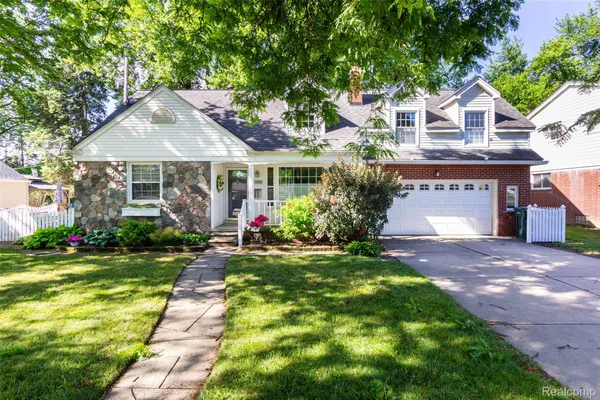 $509,900 | 21170 Outer Drive West, Dearborn, MI 48124