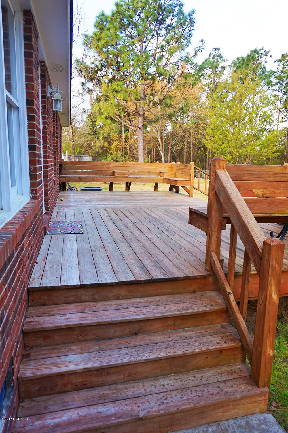 204 Beawood Road Wilmington, NC 28411 - Photo 25 of 29 25-back_deck_from_side