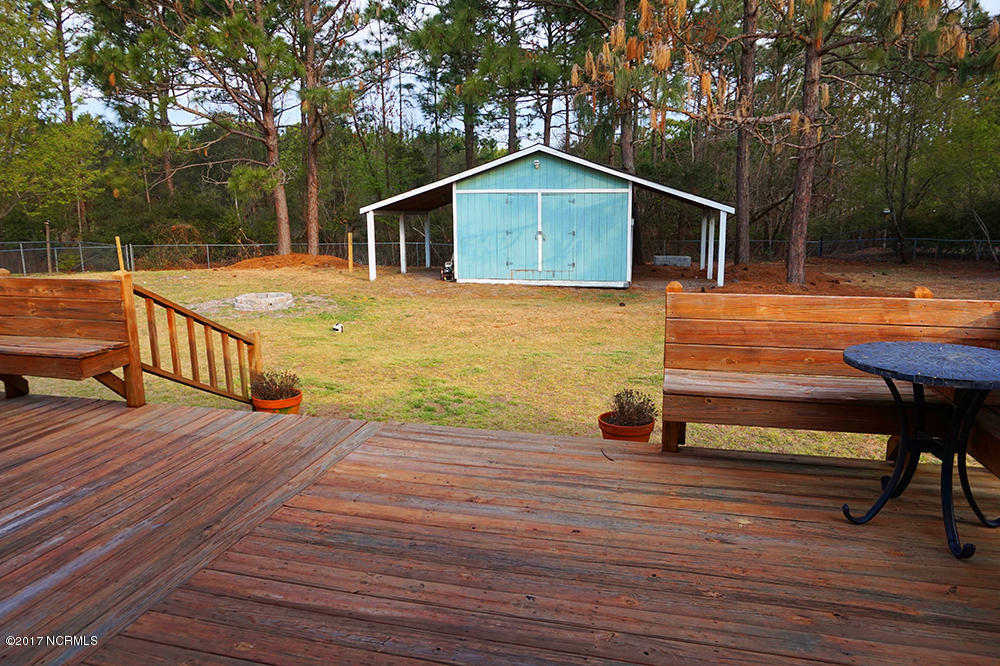 204 Beawood Road Wilmington, NC 28411 - Photo 26 of 29 26-back_deck_to_shed