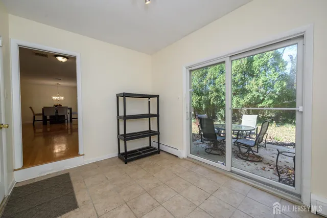 $399,900 | 4 Hickory Hill Drive, Ewing, NJ 08618