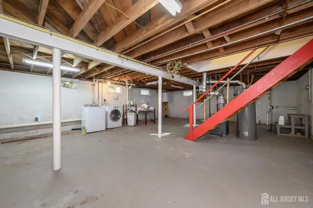 $399,900 | 4 Hickory Hill Drive, Ewing, NJ 08618