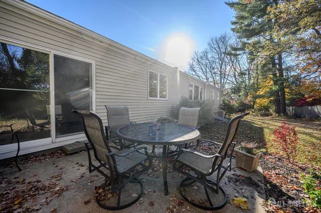 $399,900 | 4 Hickory Hill Drive, Ewing, NJ 08618