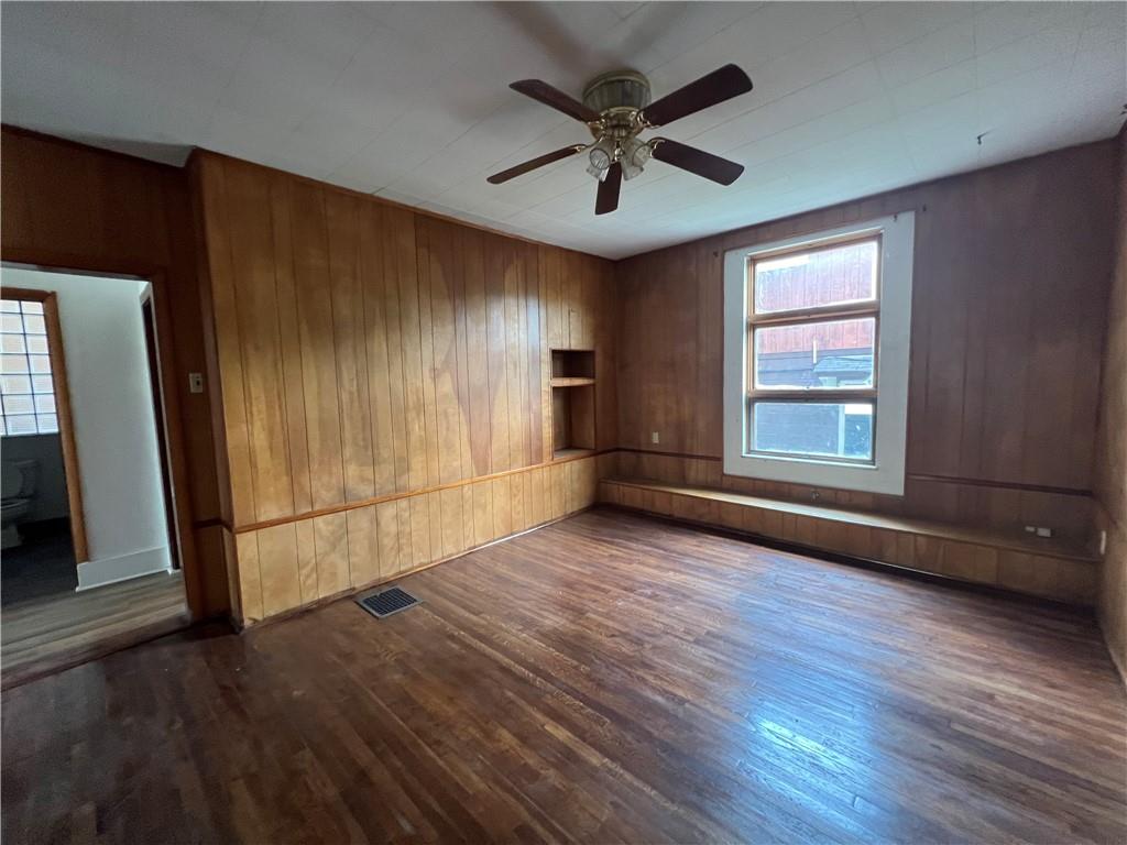 114 Hampton Street Wall, PA 15148 - Photo 13 of 44