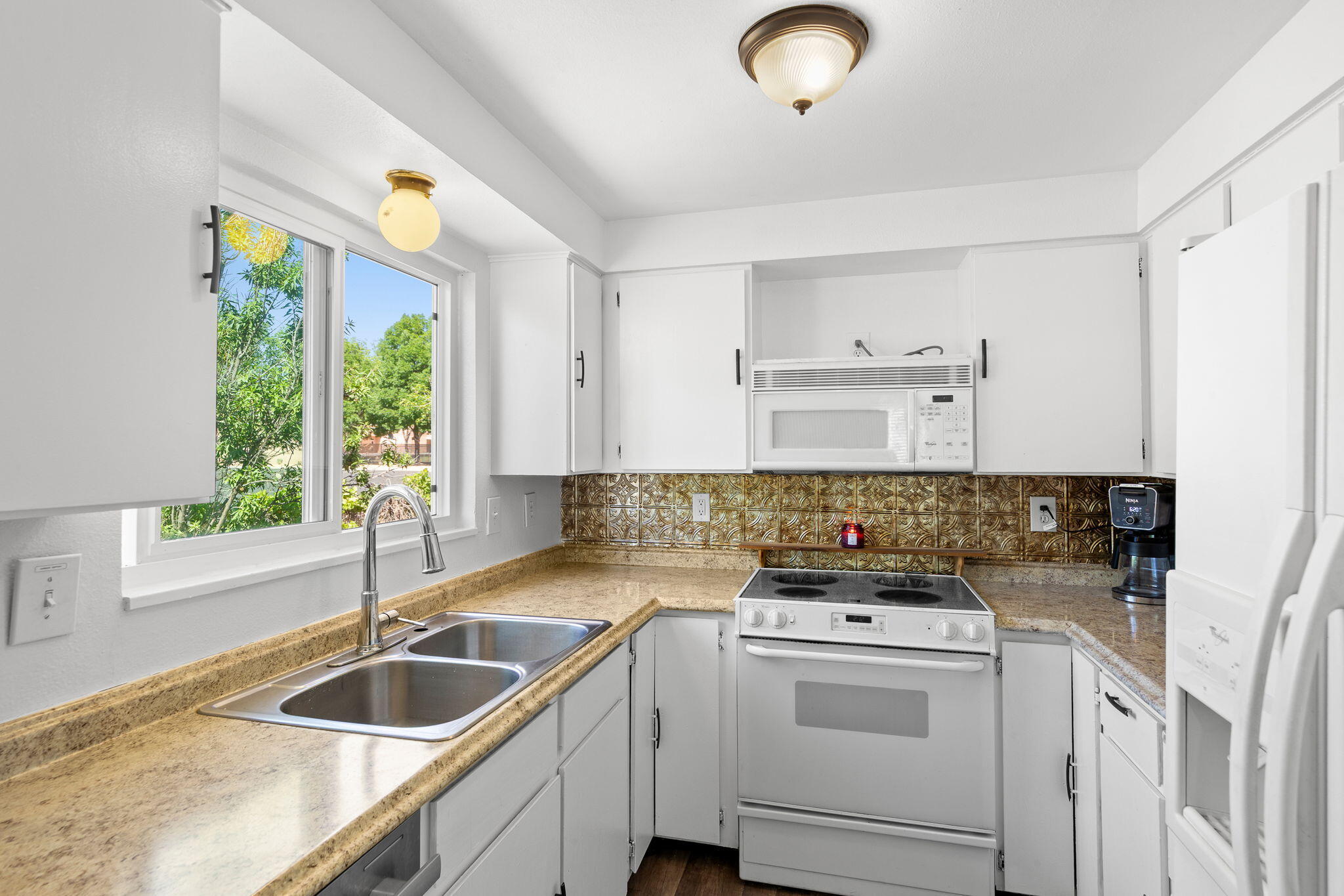 1840 West 1100th Street North, Unit 21 St. George, UT 84770 - Photo 3 of 20 19-web-or-mls-1840 W 1100 N 21-11