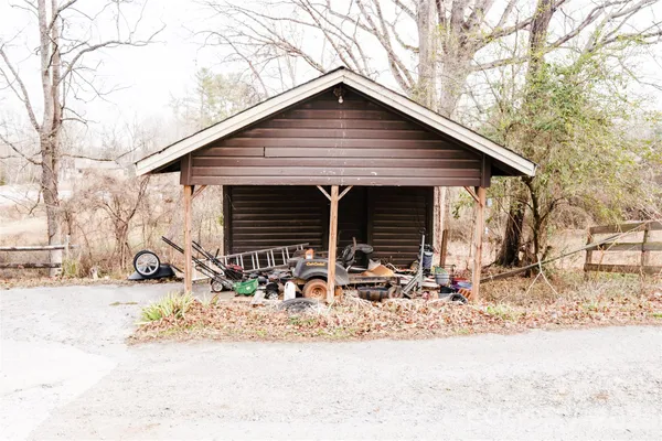 $320,000 | 1188 Us Highway, Bostic, NC 28018