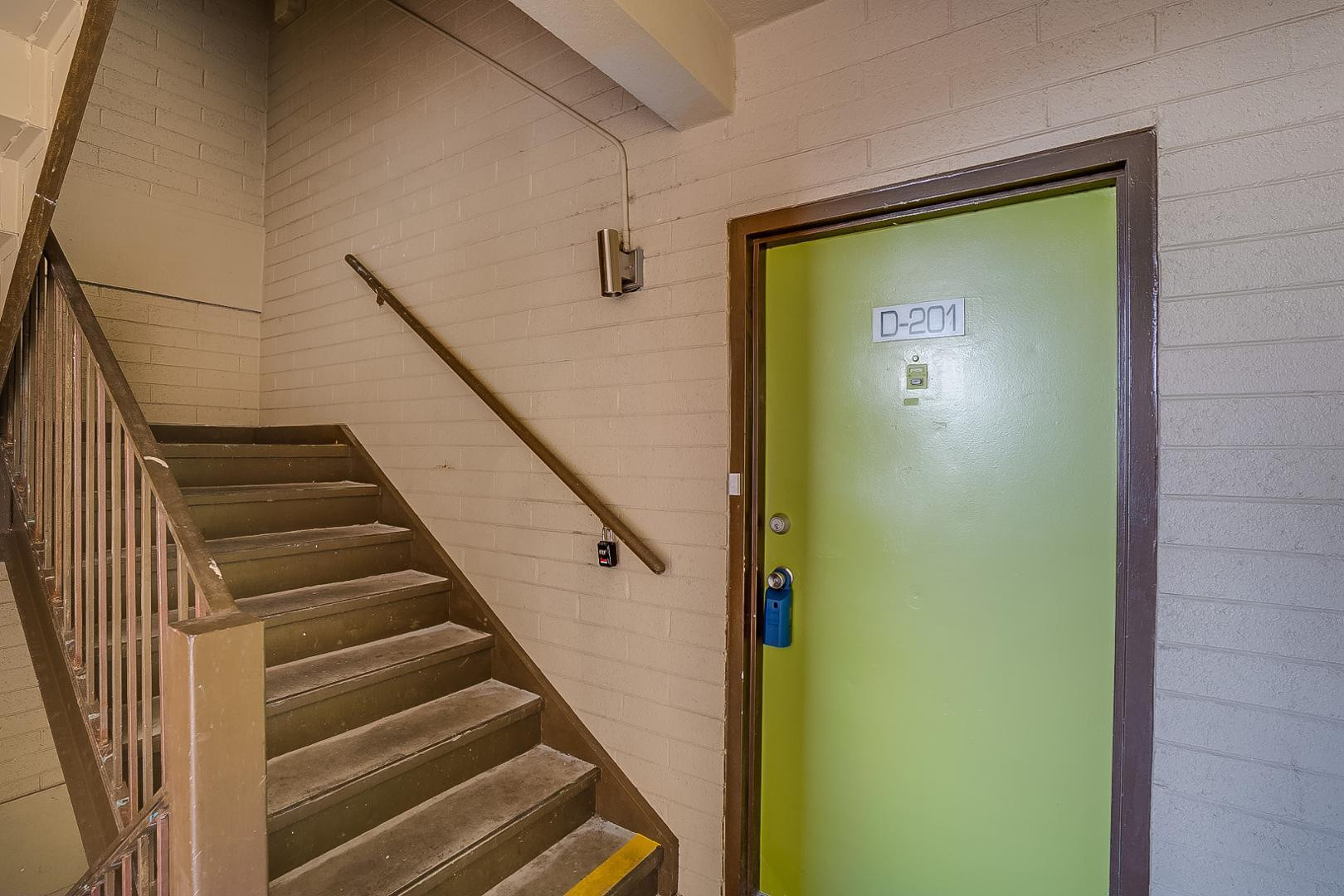 351 East Thomas Road, Unit D201 Phoenix, AZ 85012 - Photo 3 of 38 Photo #3